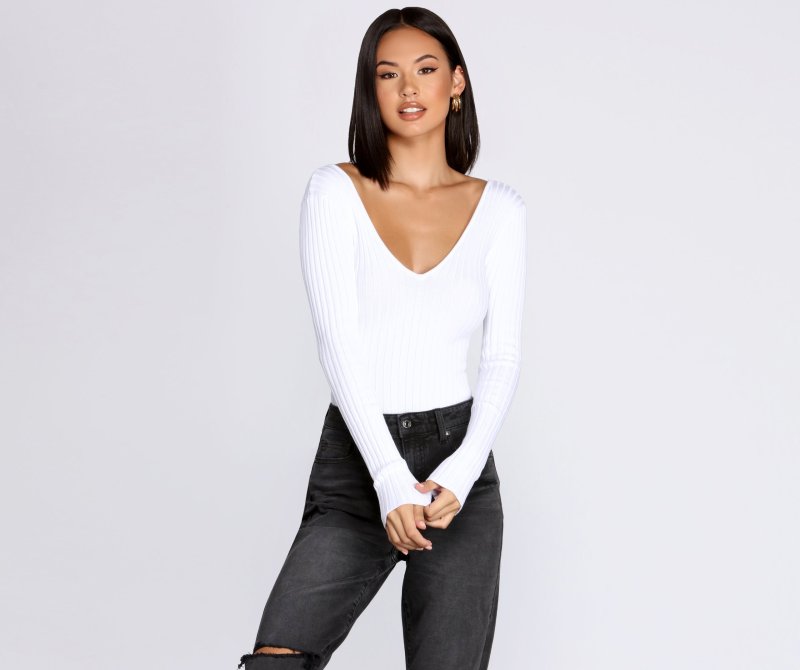 TableClothsUs Basic Babe Sweater Bodysuit