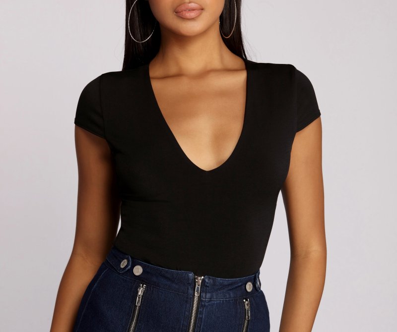 TableClothsUs Basic V Neck Bodysuit